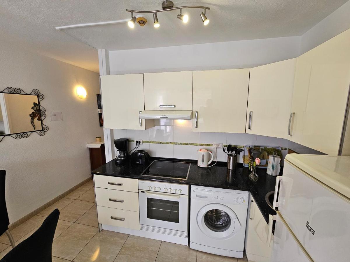 Casa Palmera 3 Only 150 Metres To The Beach, Heated Pool, Wifi, Sat-Tv, Balcony Arona  Zewnętrze zdjęcie